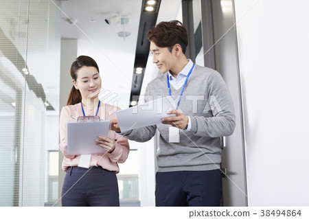 Businessman, Business Woman, Korean Businessman, Business Woman, Korean 38494864