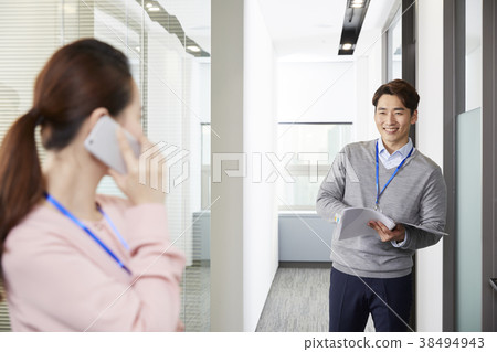 Businessman, Business Woman, Korean Businessman, Business Woman, Korean 38494943