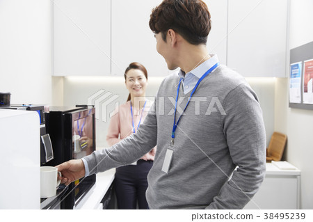 Businessman, Business Woman, Korean Businessman, Business Woman, Korean 38495239