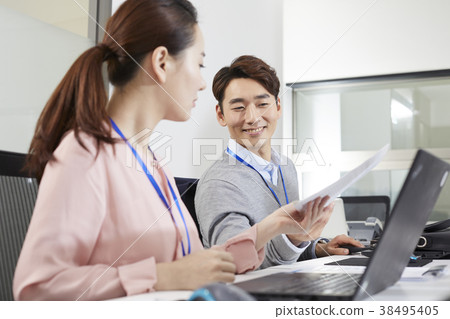 Businessman, Business Woman, Korean Businessman, Business Woman, Korean 38495405