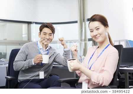 Businessman, Business Woman, Korean Businessman, Business Woman, Korean 38495422