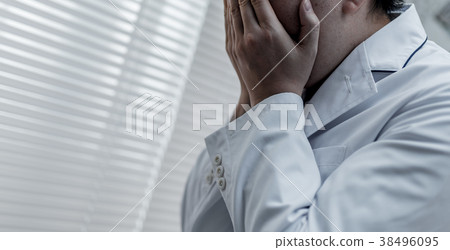 Doctor 38496095