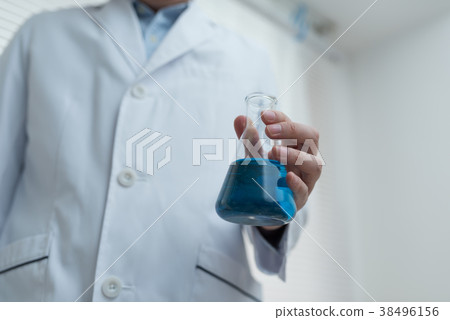 研究  38496156