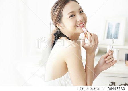 女性化妝美容 38497580