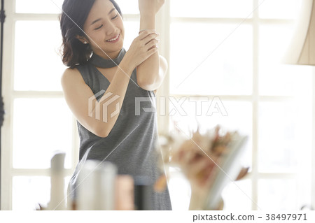 Female beauty image Female beauty image 38497971