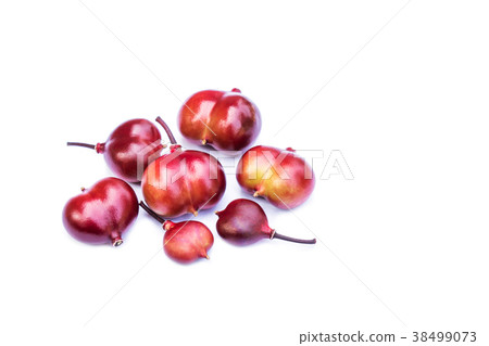 Luna nut (Lepisanthes fruticosa) isolated on white 38499073