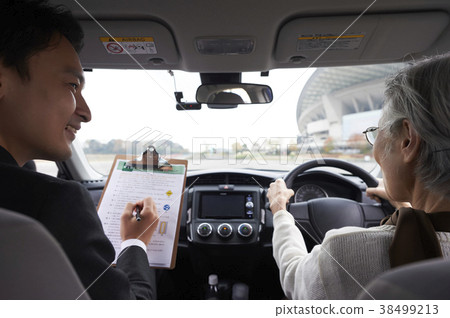 高級駕駛學校駕駛 38499213