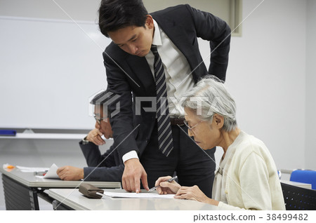 高級參加講座 38499482