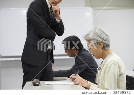 高級參加講座 38499572