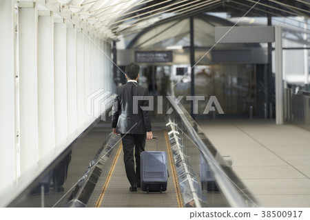 商人在機場 38500917