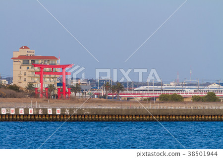 [Shizuoka Prefecture] Lake Hamana Torii Shinkansen 38501944