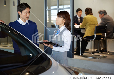 Car dealer buying consideration men Car dealer buying consideration men 38503533