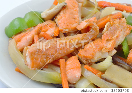 Pickled salmon with pickles Pickled salmon with pickles 38503708