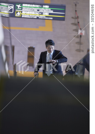 商人在機場 38504698