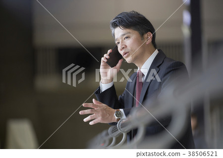Businessman at the airport Businessman at the airport 38506521