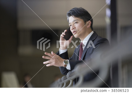 商人在機場 商人在機場 38506523
