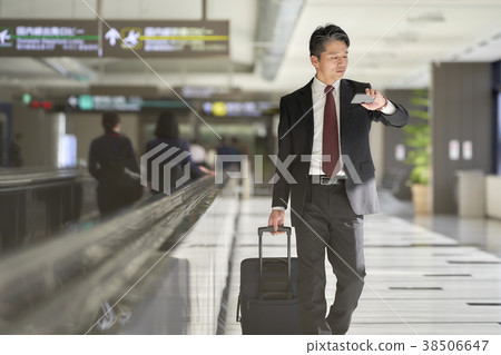 商人在機場 38506647