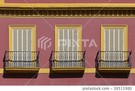 Balconies of a house in Seville 38511980