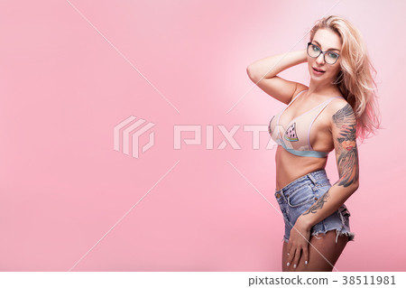 Hot sexy busty blonde woman 38511981