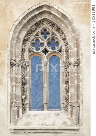Gothic window 38511991