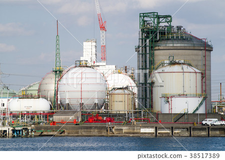 千葉縣袖浦石油綜合設施的儲罐 38517389