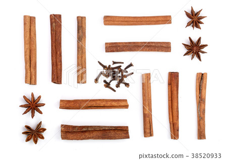 Cinnamon sticks and star anise isolated on white 38520933