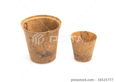 Plant pots made from coconut fiber. Plant pots made from coconut fiber. 38525777