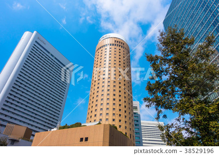 梅田的摩天大樓 38529196
