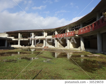 位於宮城縣石卷市的原大川小學校舍在東日本大地震中嚴重受損 38529659