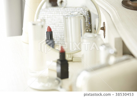 Beauty image 38530453