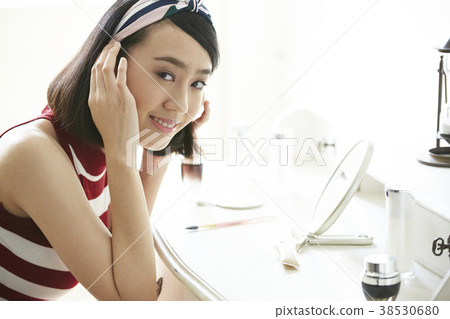Female beauty image Female beauty image 38530680