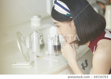 女性美的形象 38530763