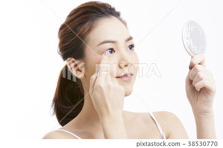 Asian Women's Beauty Series Contact 38530770