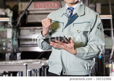 Manufacturing industry image 38532066