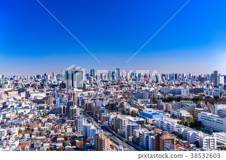 Tokyo cityscape 38532603