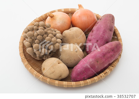 Root vegetables Root vegetables 38532707