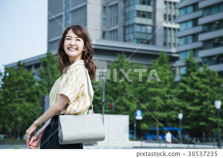 女性商務OL通勤 38537235