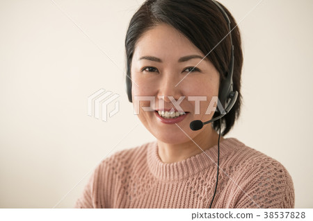 家庭運營中女 家庭運營中女 38537828