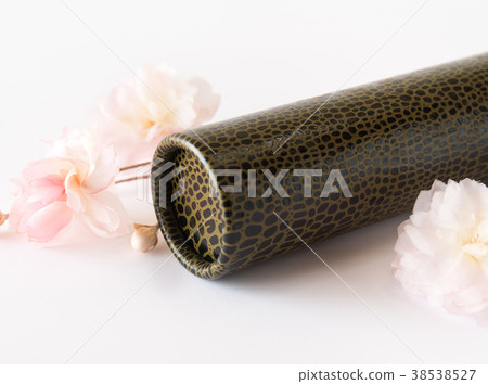 圓管 文憑管 櫻花畢業證管 鱷魚紋圓管 圓管鱷魚皮 圓管 文憑管 櫻花畢業證管 鱷魚紋圓管 圓管鱷魚皮 38538527