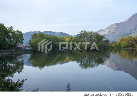 初夏的伊丘山和三島池45 初夏的伊丘山和三島池45 38539823