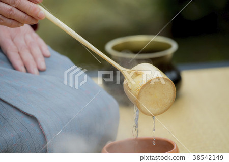 Tea ceremony 38542149