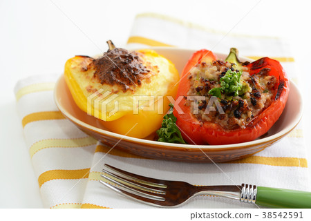 Stuffed paprika with meat 38542591