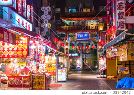 <Hyogo Prefecture> Nishian Gate in Kobe and Nanjing Town 38542942