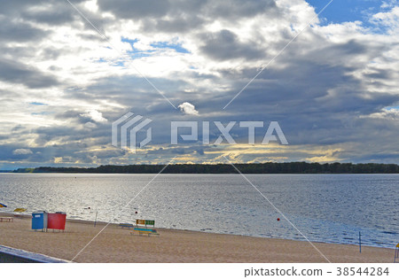 Samara, city beach on the shores of the Volga Samara, city beach on the shores of the Volga 38544284