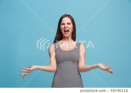 Portrait of an argue woman looking at camera Portrait of an argue woman looking at camera 38546118