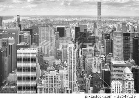 Black and white picture of New York skyline, USA. 38547129