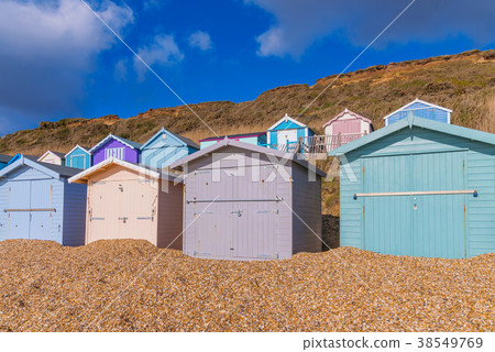 Colorful beach huts 38549769