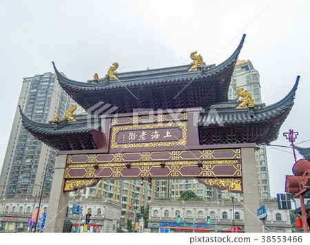 Shanghai Old Street and Gion Tower near Yuyuan, Shanghai, China 38553466