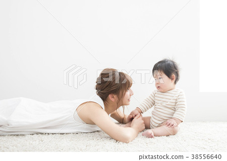 Childcare image Childcare image 38556640