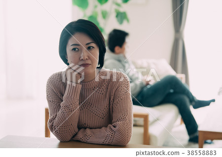 Japanese middle couple doing marrying Japanese middle couple doing marrying 38558883
